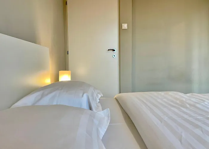 Апартаменти No 62 Ilioara Бухарест